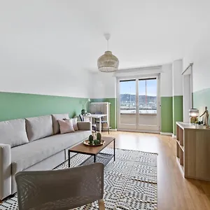cozy-apartment-in-the-heard-of-zurich-sonnegg.hotelsbaselswitzerland.com/